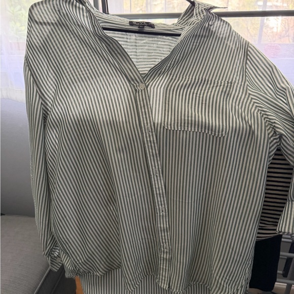 Velvet Heart Tops - Velvet Heart Green Striped Button-Down Shirt